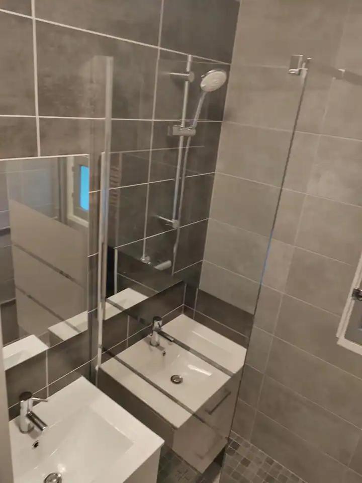 Une Chambre Dans Appartement Partage, Grenoble A 8 Min Du Centre-Ville エクステリア 写真