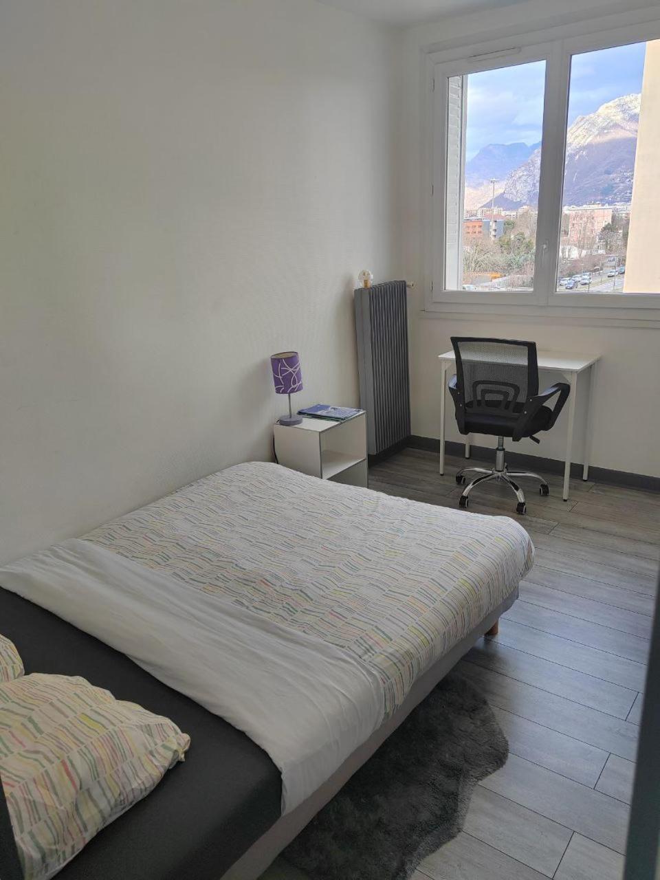 Une Chambre Dans Appartement Partage, Grenoble A 8 Min Du Centre-Ville エクステリア 写真